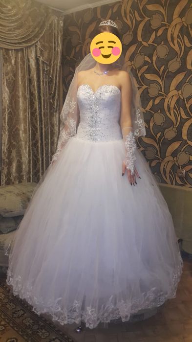 Свадебное платье