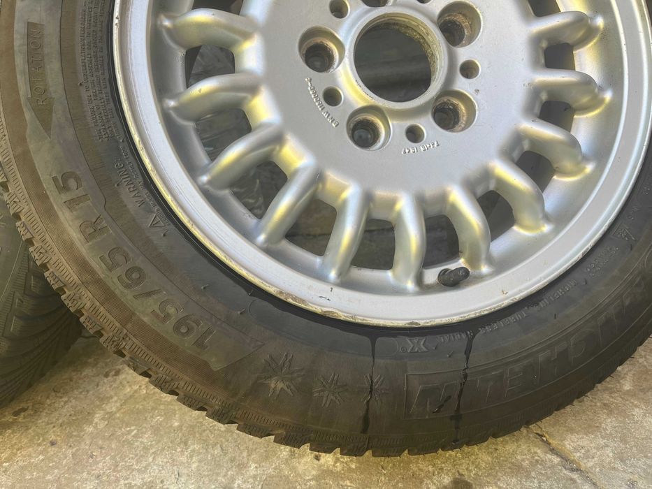 Зимни гуми Michelin Alpin 5 с джанти за BMW E36 15"