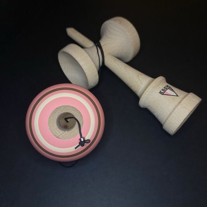 Kendama Krom Strogo Neapolitan Strawberry