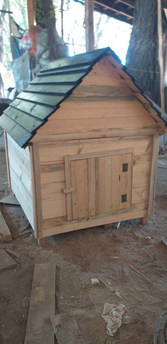 Будка для собак утепленные
