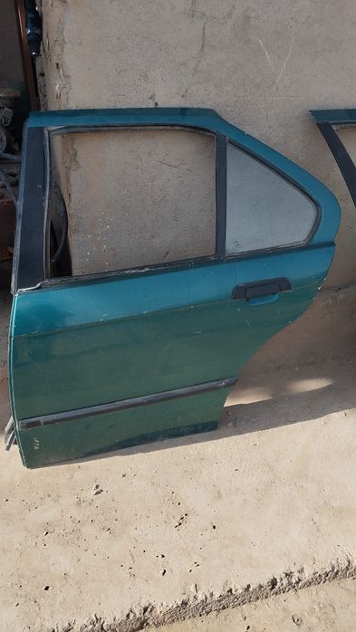 BMW Эшиклари сотилади холати ало.