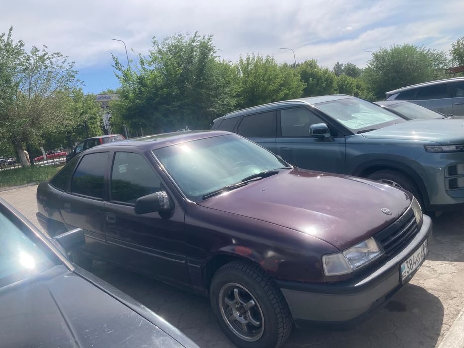 Продам машину Opel