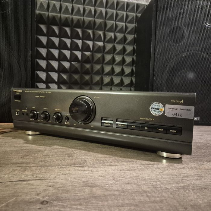 Усилвател Technics SU-V300