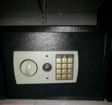 Каса Сейф Ключ и Код Пет размера