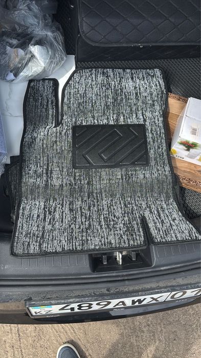 Коврики на JAC JS4 новые