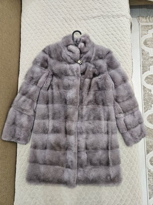 Продам норковую шубу