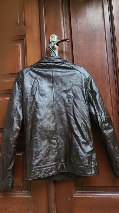 Benetti Италианская кожанная куртка