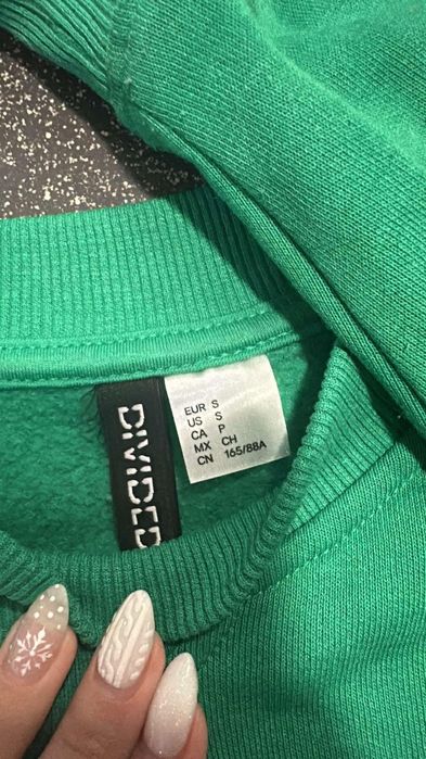 Лот две блузи Bershka, размер S