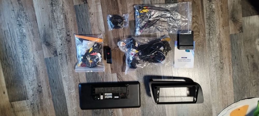 Мултимедия за кола 12.3” с Apple carplay и android auto