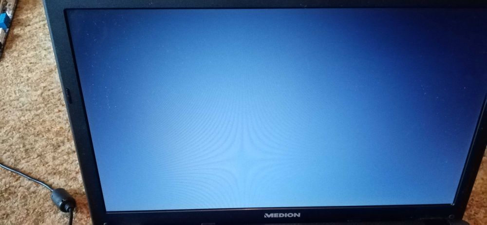 Продавам Лап топ medion