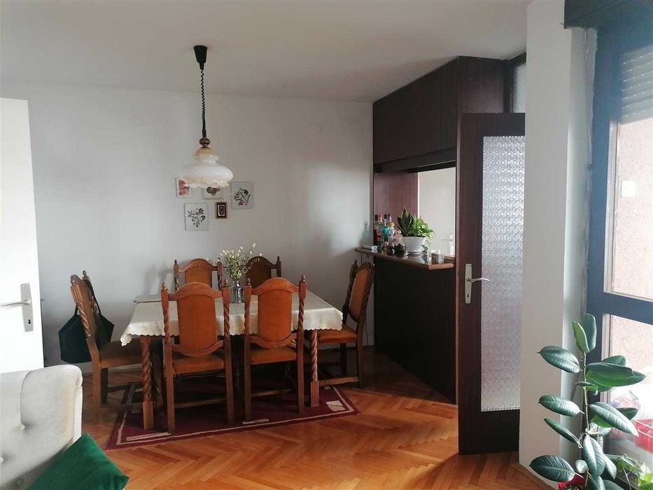 Двустаен имот в кв.Мусагеница