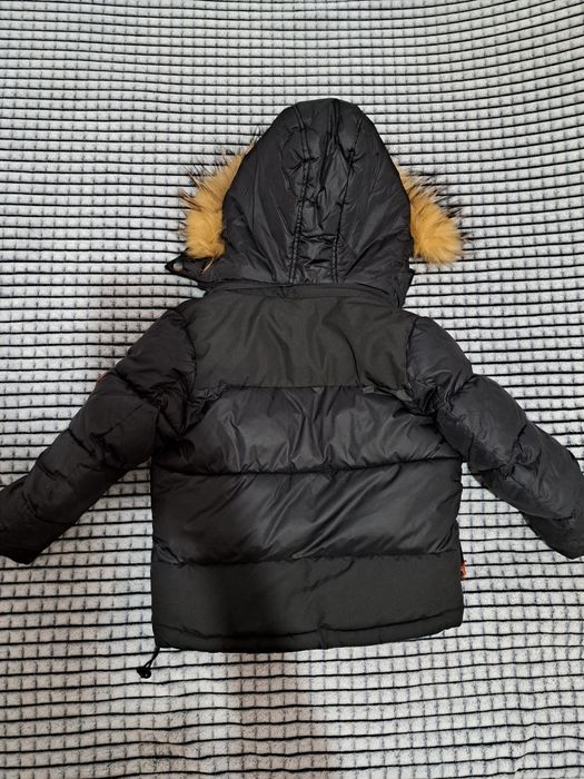 Продам зимнюю куртку