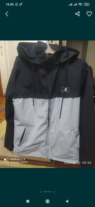 Продам ветровку новая