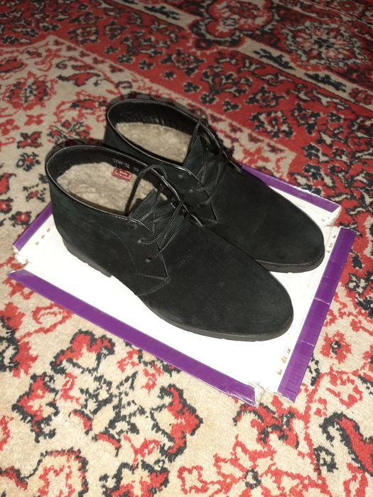 Продам мужскую обувь