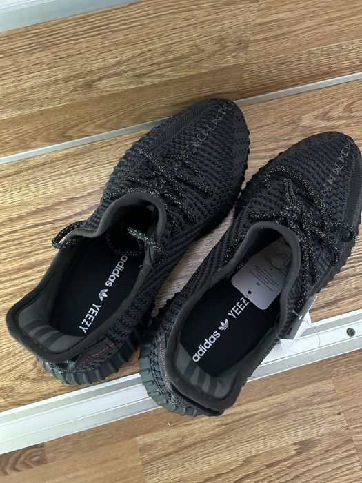 Yezzy 350 black