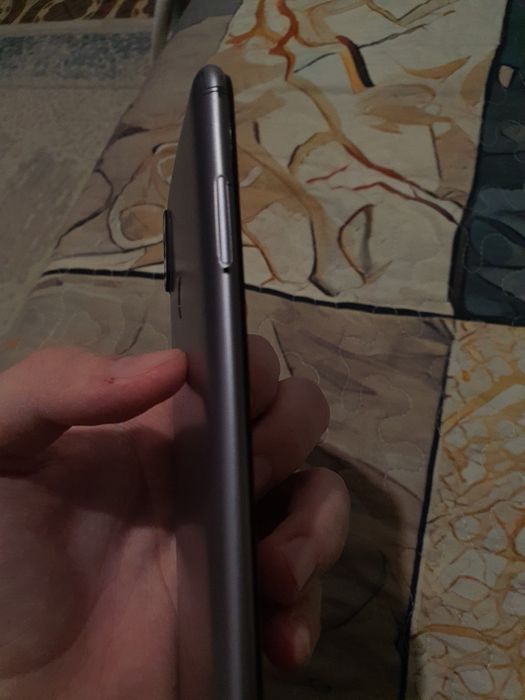 Продам xiaomi redmi s2