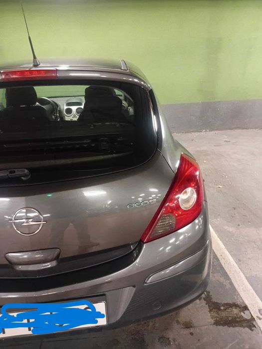 vand Opel corsa disel an 2010