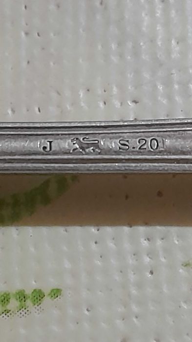 2 lingurite din  argint