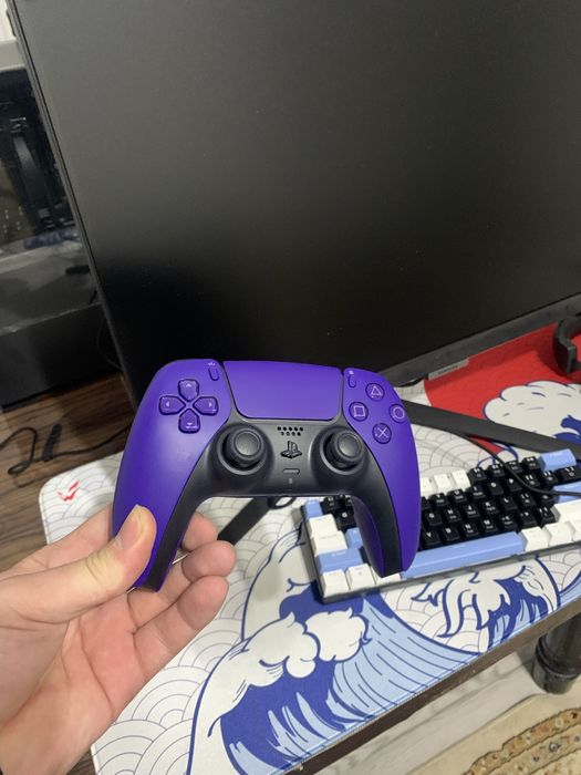 продам DualSense для PS5