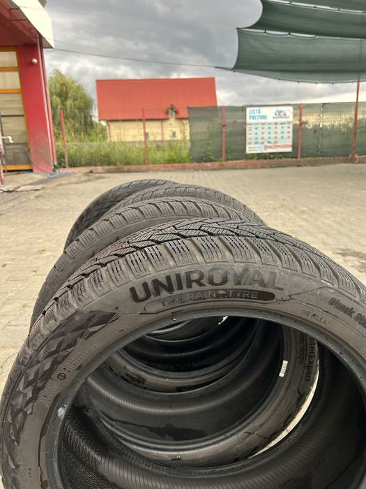 Anvelope/Cauciucuri Uniroyal WinterExpert 245 45 R19 102V XL