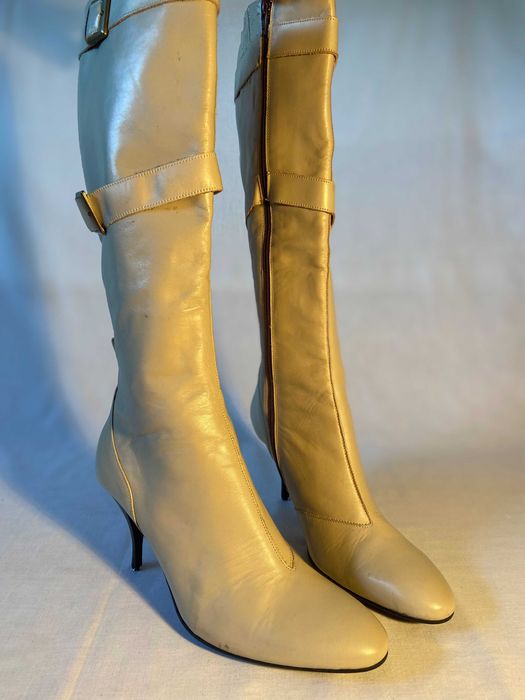 Ghete Fiorangelo din piele crem, toc cui, marimea 40, catarama dubla