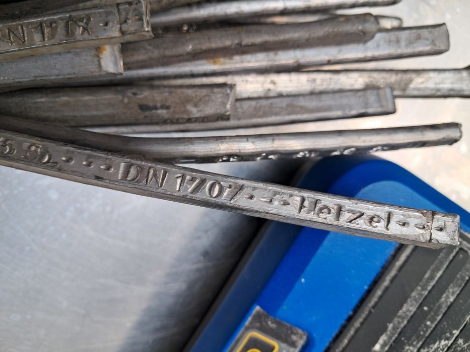 Калаи на пръчки общо 3.450гр