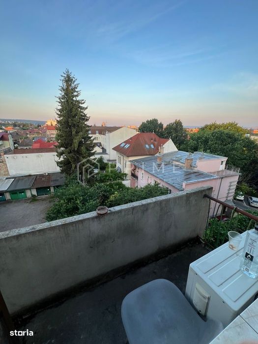 De inchiriat apartament 2 camere in centru