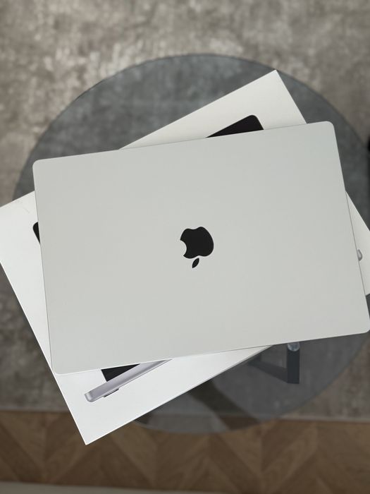 MacBook Pro 16” M5 Pro / 24 GB / 1 TB / 13 циклов / гарантия / PPF