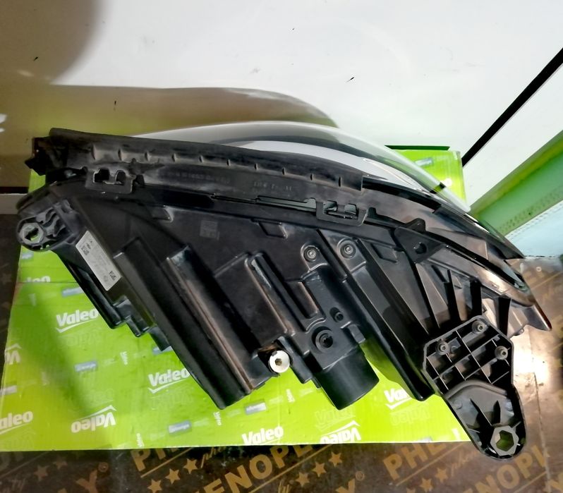 Фар Фарове за Mercedes E-classa W213 / Мерцедес Е-класа А213 LED HIGH