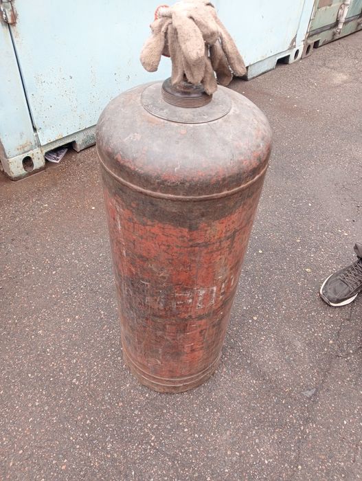 Продам газ балоны 50 литровые