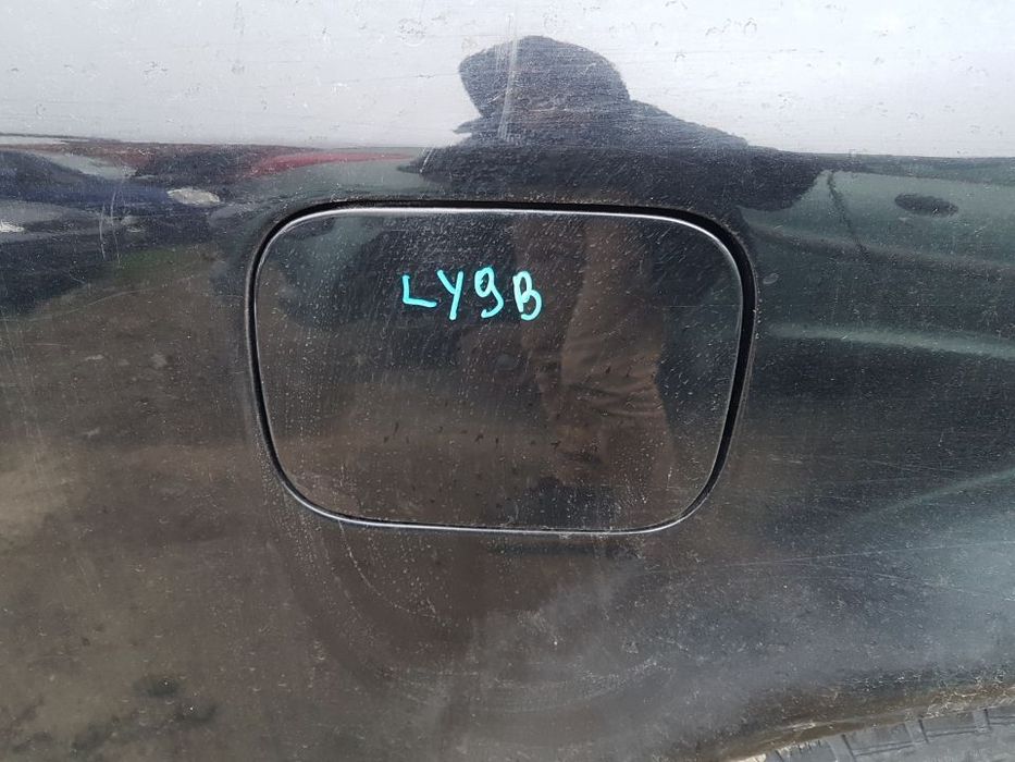 Usita / Capac Rezervor cu Buson Audi A6 C5 Break / Combi 1998 - 2005 Cod Culoare LY9B