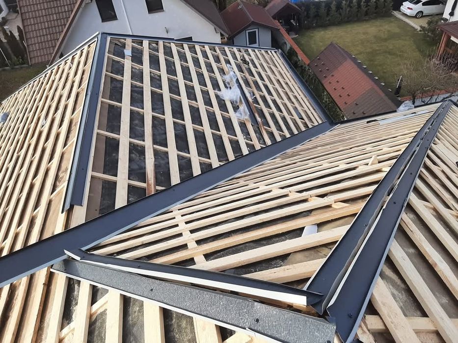 Executăm  Acoperișuri și Mansardari sistem complet