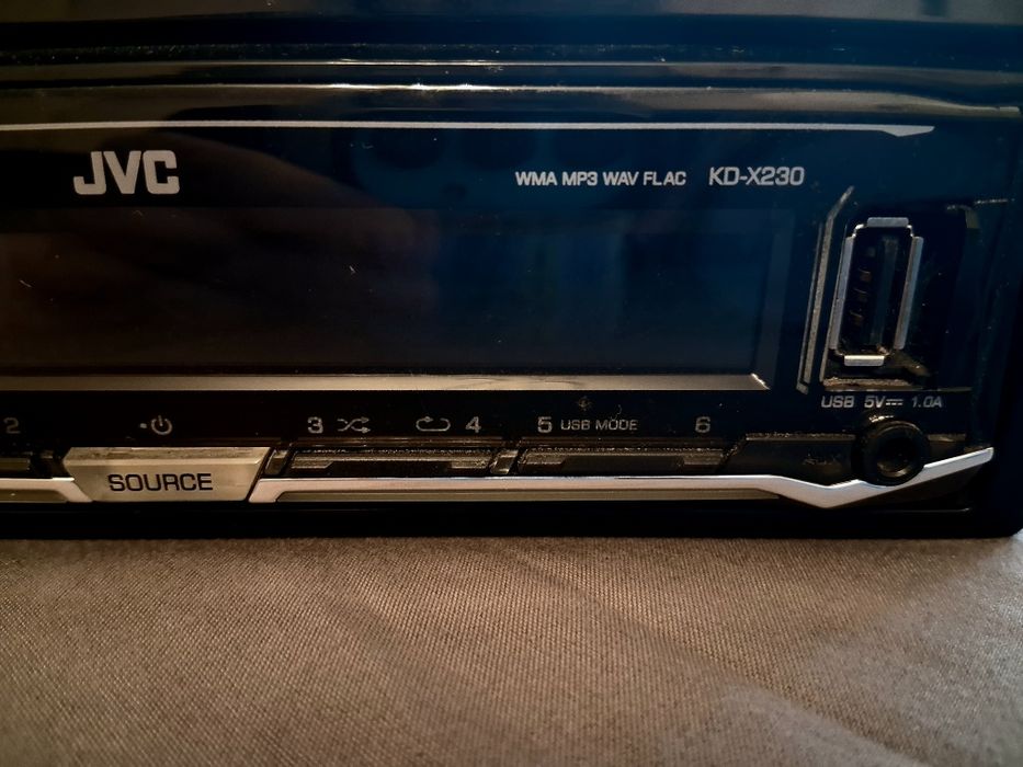 Радио MP3 плеър за кола JVC  KD-X230