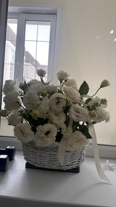 Свежие букеты для подарка