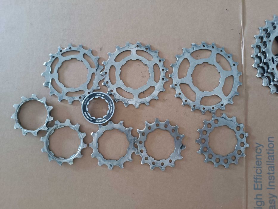 Венец касета: SHIMANO 105 CS-R7000-11 СКОРОСТИ /11-28Т/