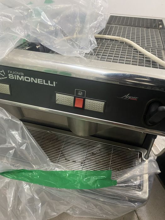 Nuova simonelli кофемашина