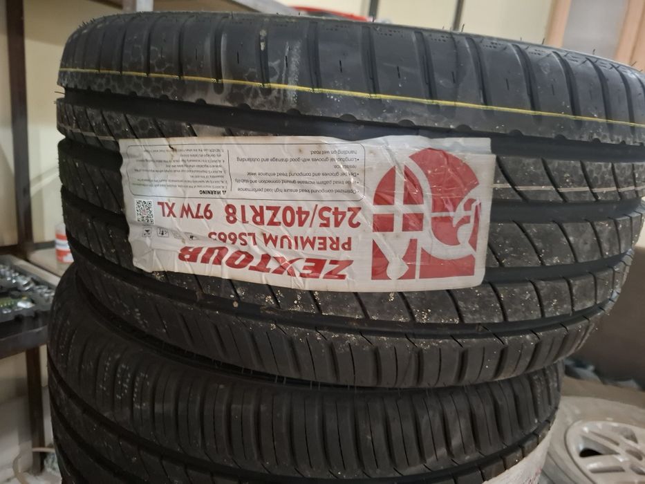245 40 р18 новый китайский легковые шины 2штук