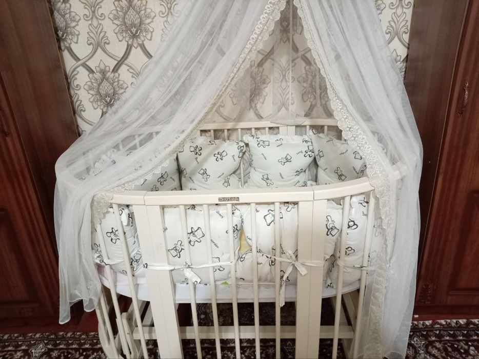 Bolalar mebelniy  krovati