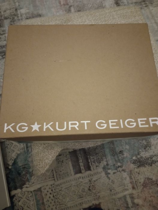 Botine negre dama ugg