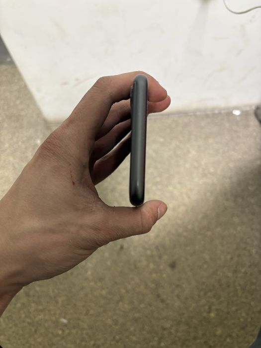 Iphone 11 срочно продается