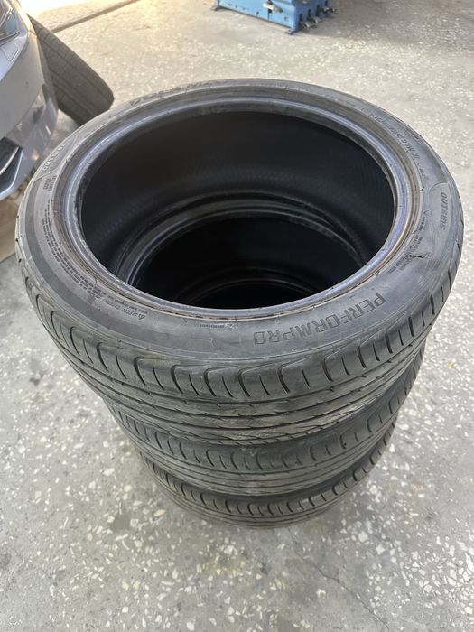 235/45 R18 Летние шины