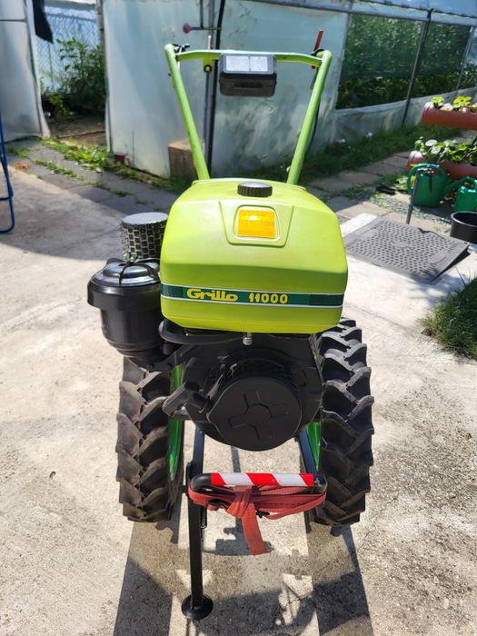 motosapa marca Grillo11000