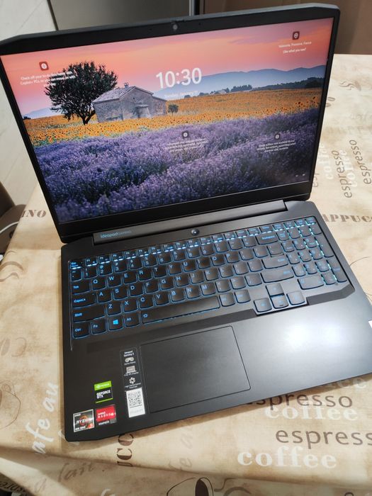 Vând laptop Lenovo ideapad Gaming 3