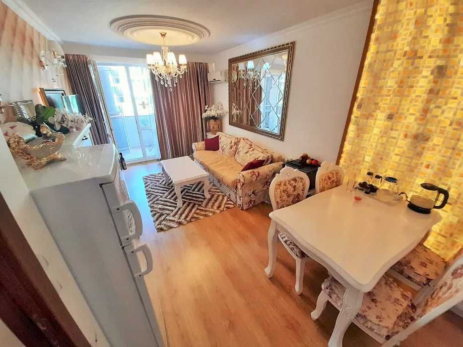 Продава се Двустаен апартамент в к.к. Слънчев бряг - 65 кв.м за 824 €/кв.м - Снимка #1