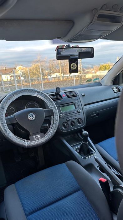 Servicii Detailing Auto – Curățare Profesională Interior & Exterior
