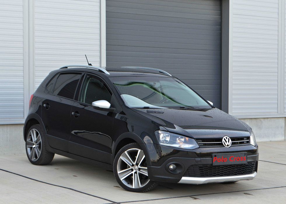 VOLKSWAGEN Polo 2011 — imagine 3