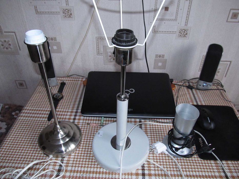 лот лампи - настолни