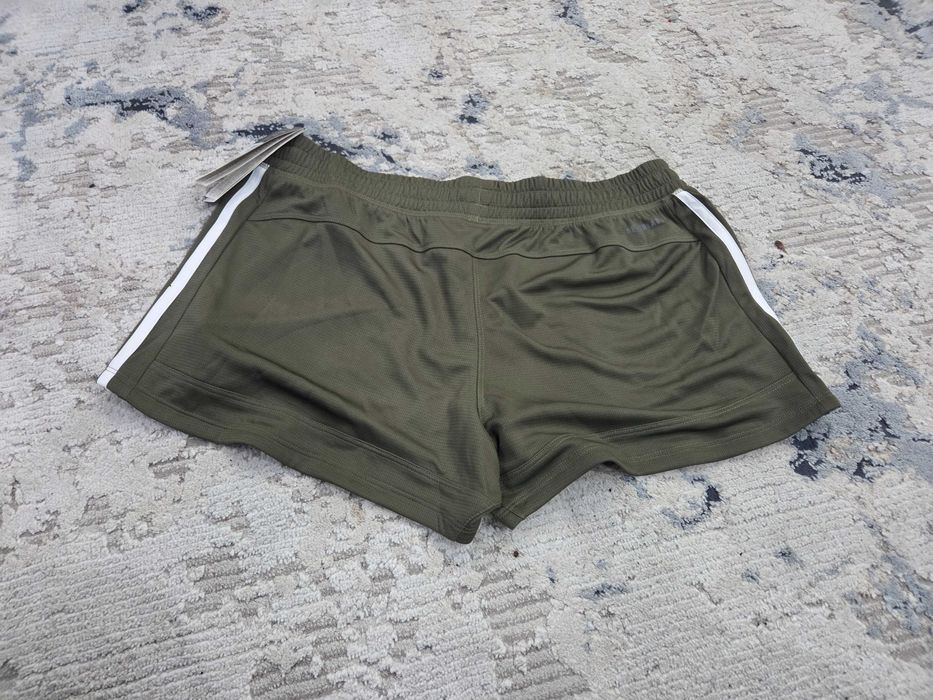 Къси панталони adidas