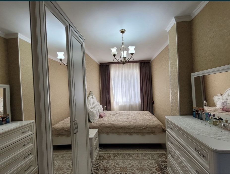 Срочно продаеться квартира 3 комнаты 86 kv m