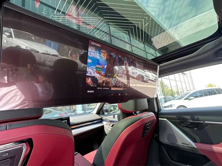 BMW i5 40L M-Sport 2025 yil